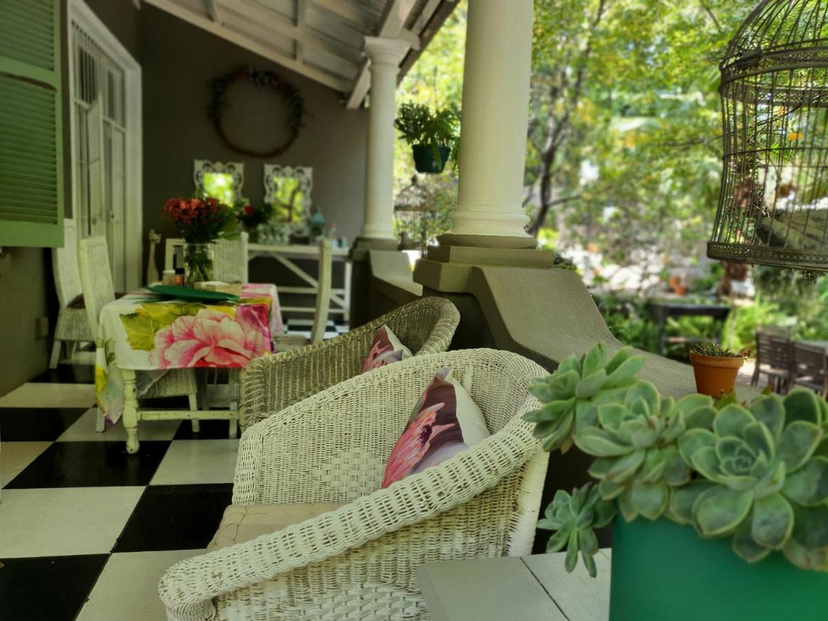 Waterhouse Guest Lodge In Muckleneuk Pretoria-Noord Buitenkant foto