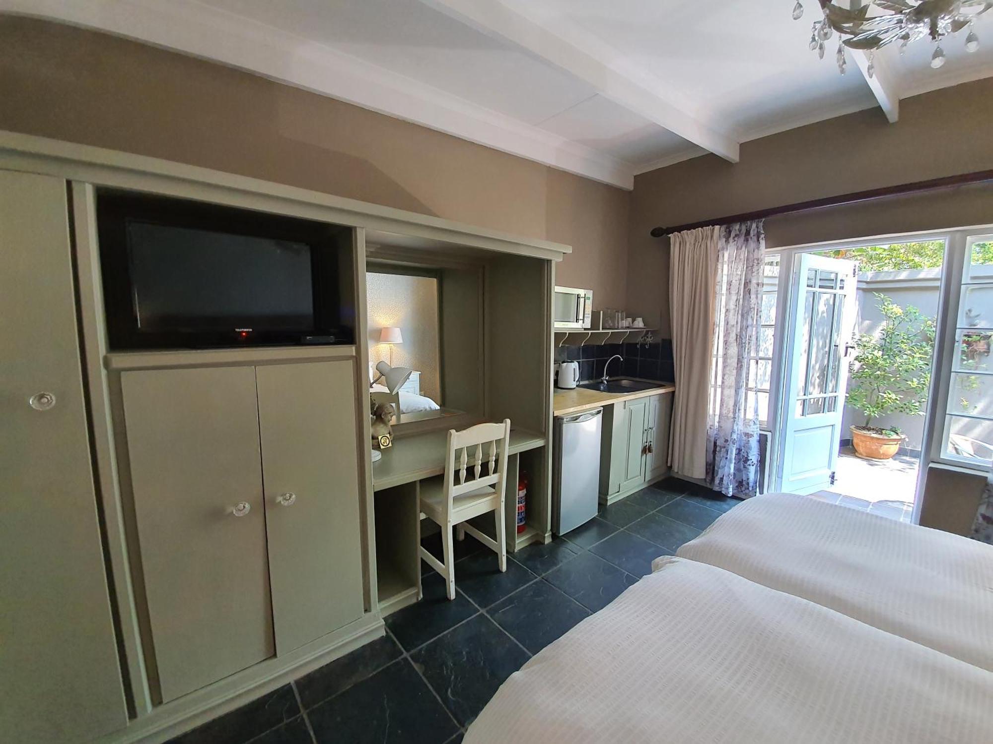 Waterhouse Guest Lodge In Muckleneuk Pretoria-Noord Kamer foto