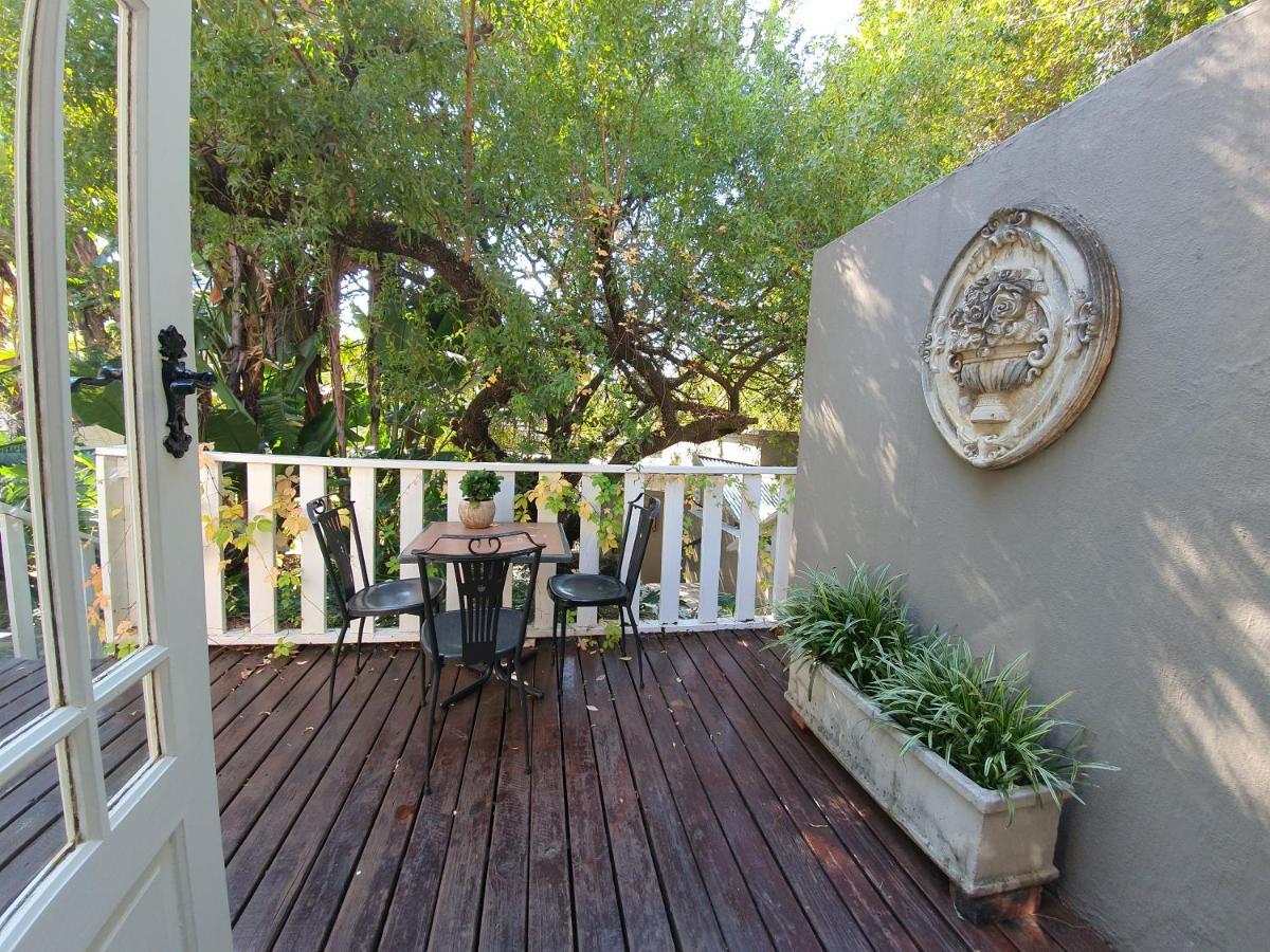 Waterhouse Guest Lodge In Muckleneuk Pretoria-Noord Buitenkant foto
