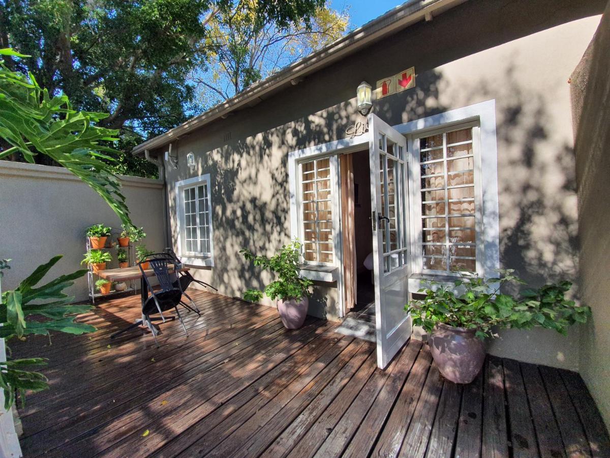 Waterhouse Guest Lodge In Muckleneuk Pretoria-Noord Buitenkant foto